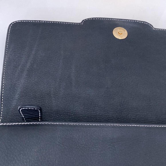 🩷 Authentic St. John Collection Clutch - Picture 8 of 12